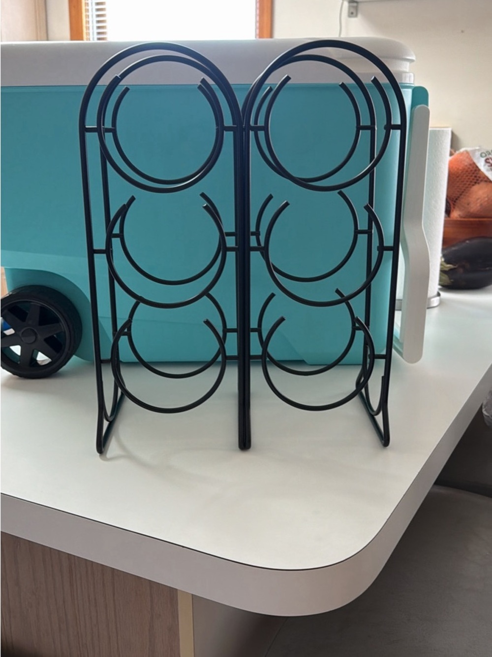 Black Metal Wine Rack - Stylish 6-Bottle Organizer